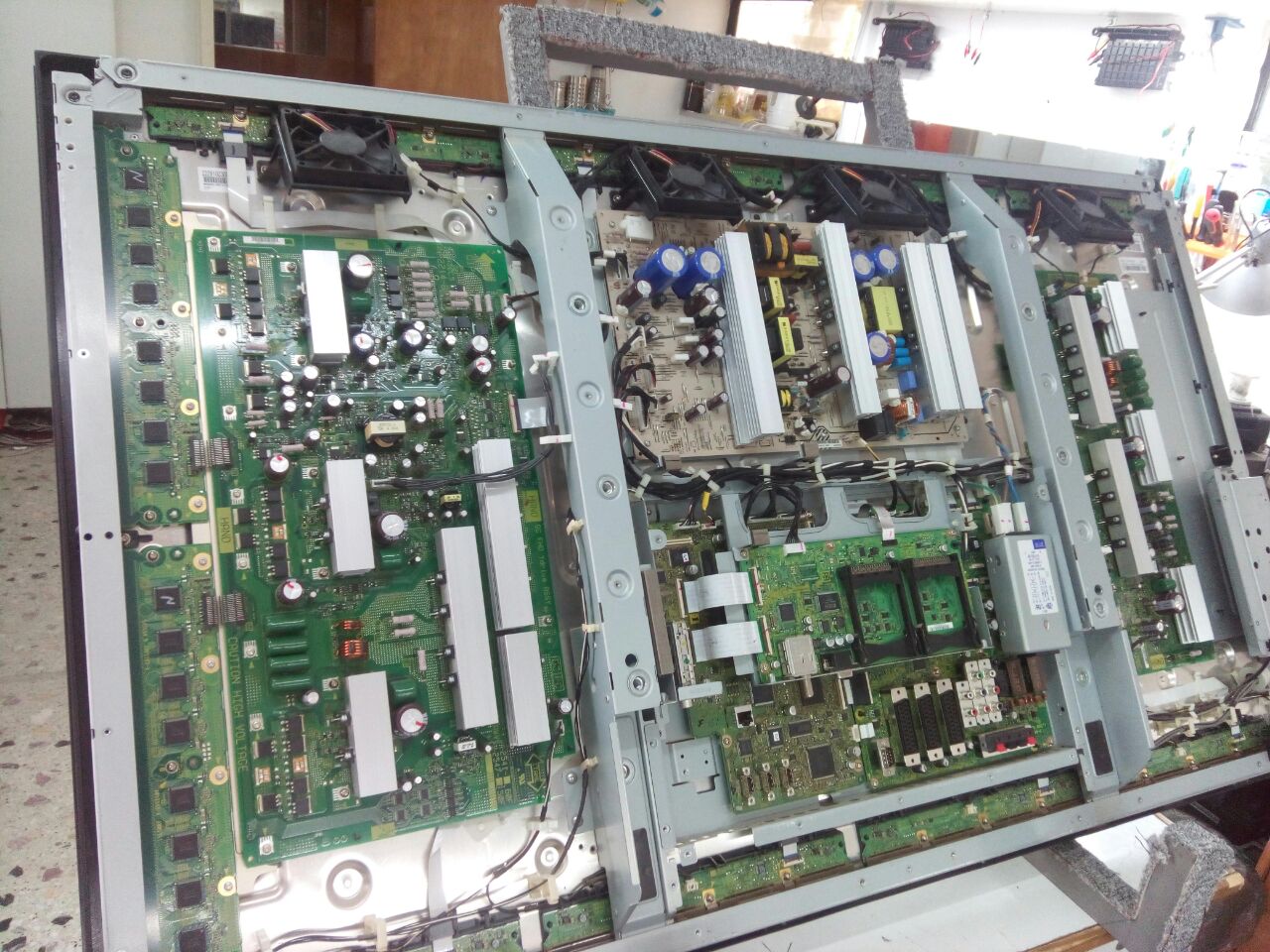 service tv plasma plasma.jpg